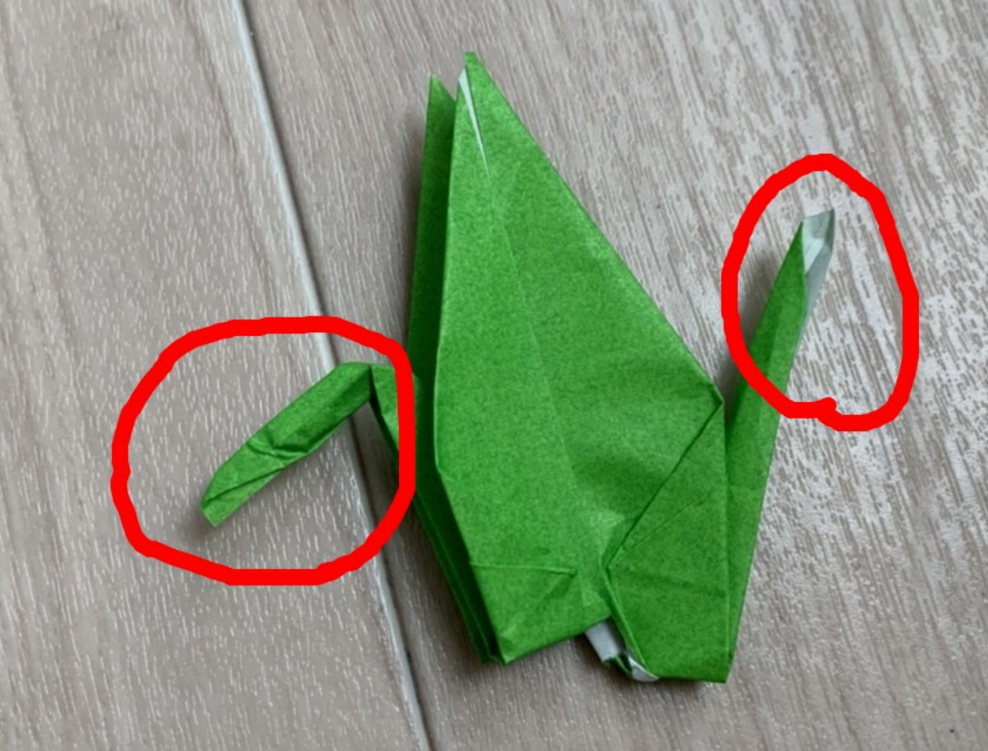 年長6歳男子が折り紙の折り鶴に挑戦！
